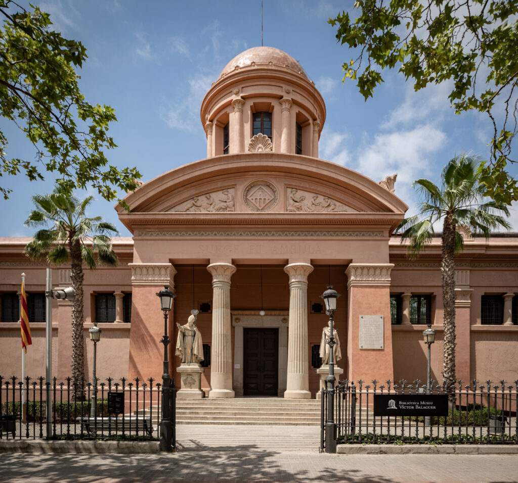 Temple de Víctor Balaguer Biblioteca Museu ©Juan Franco